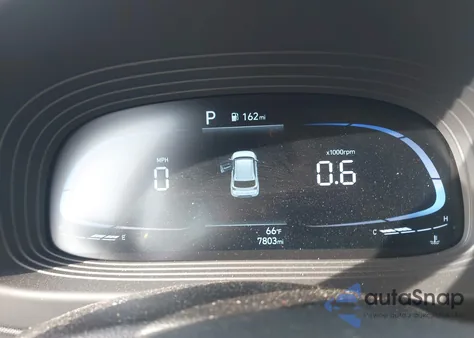 2025 Hyundai Venue Sel z USA, uszkodzony, nr VIN KMHRC8A32SU362179